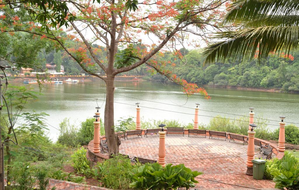 Goa Mayem Lakeview酒店 外观 照片